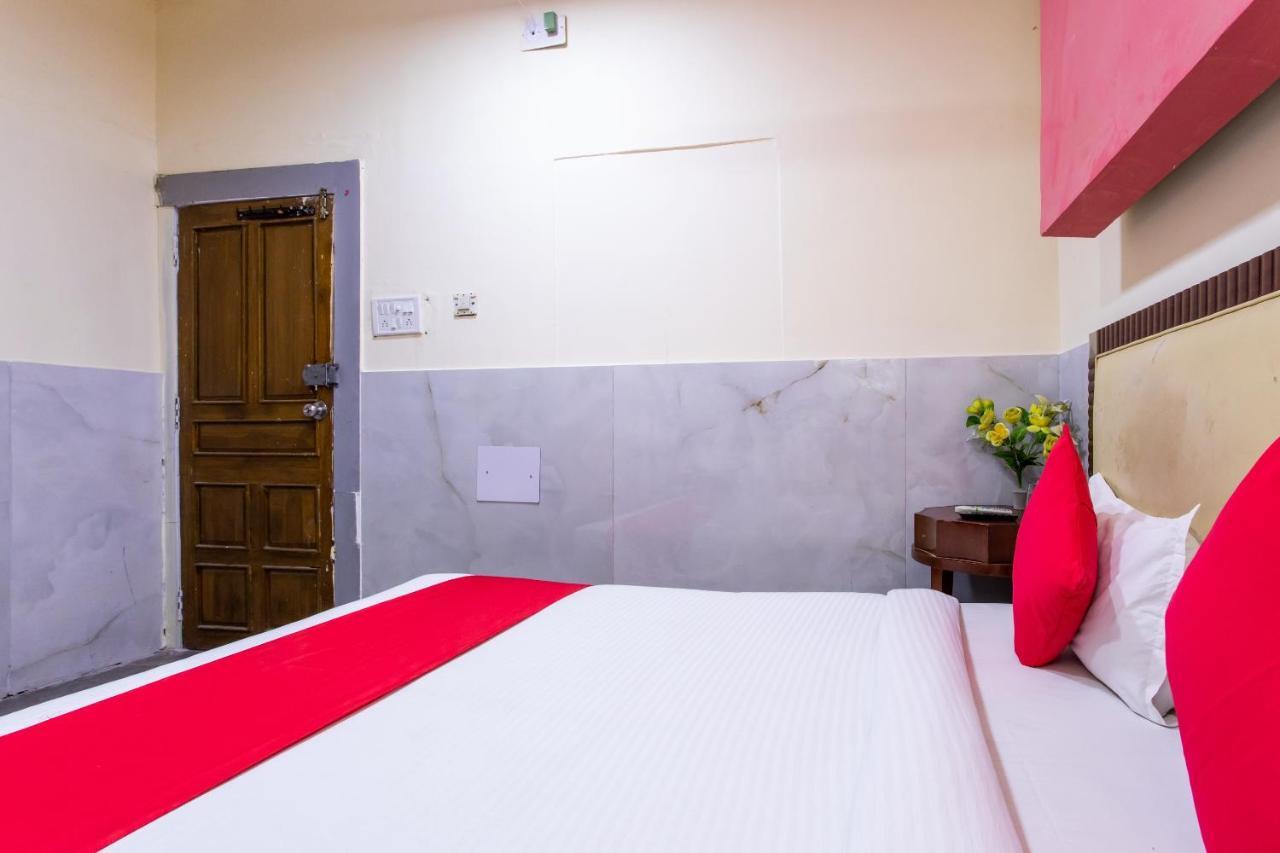 Oyo 24196 Hotel Shreenath Palace Ujjain Extérieur photo