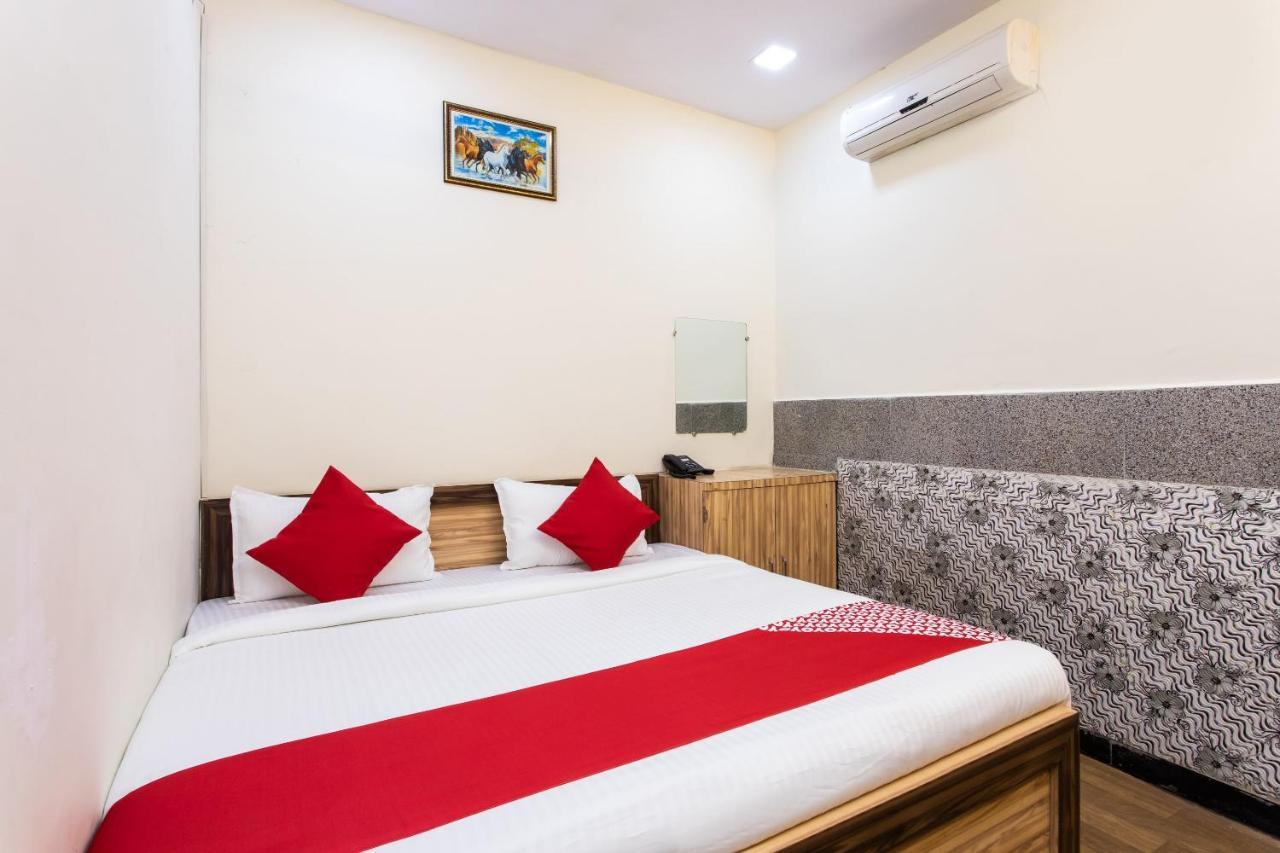 Oyo 24196 Hotel Shreenath Palace Ujjain Extérieur photo