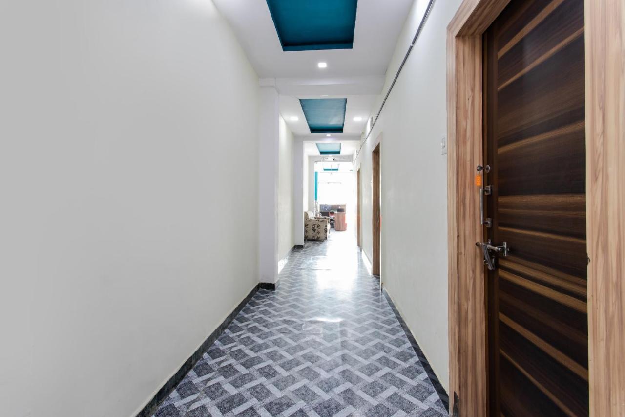 Oyo 24196 Hotel Shreenath Palace Ujjain Extérieur photo